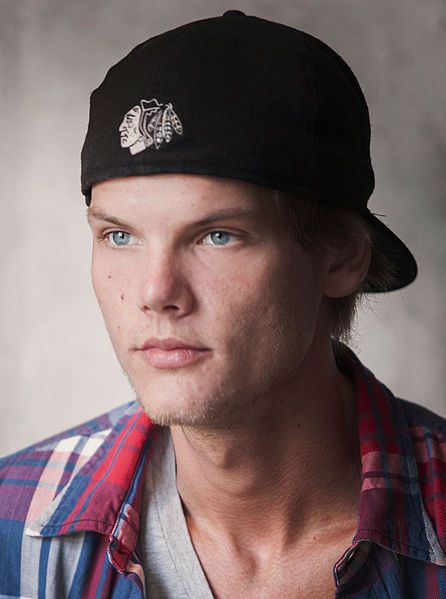 File:Avicii 2014 003cr.jpg