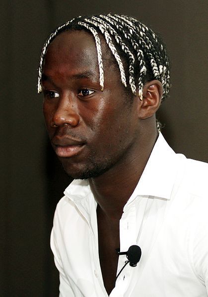 File:Bacary Sagna 2012.jpg