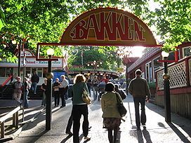 Entrance to Bakken