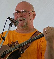 McNeill performing in August 2006