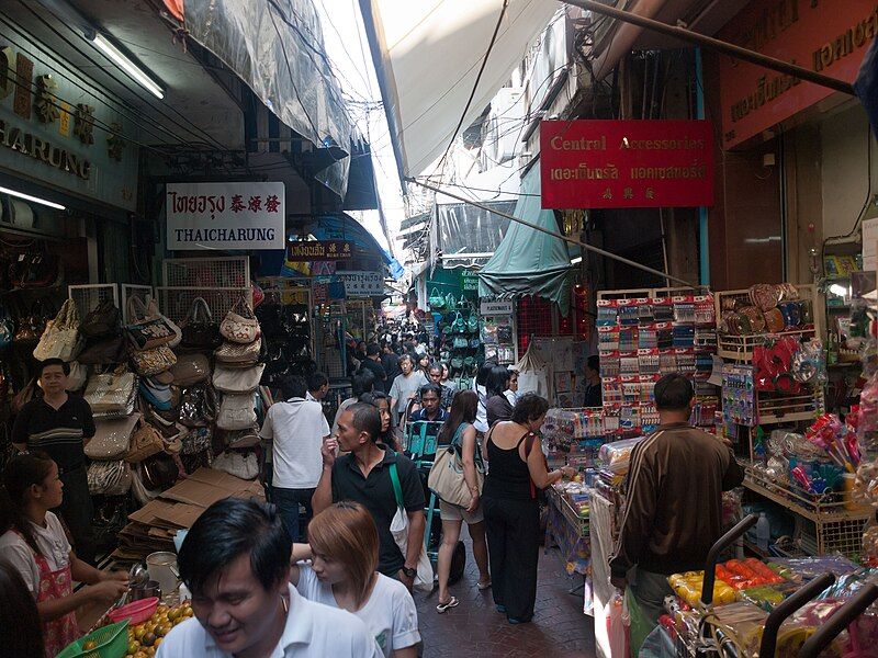 File:Chinatown Bangkok.jpg