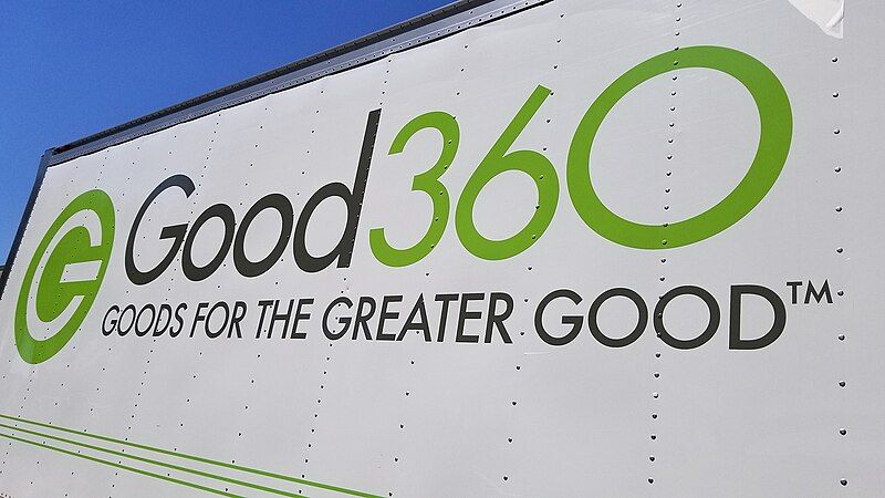 File:Good360 Truck 1.jpg