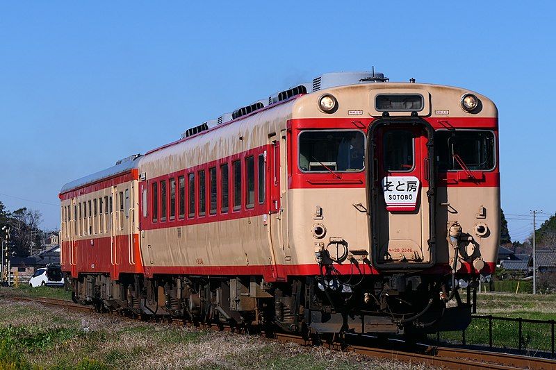 File:Kiha28-2346 Isumi-Railway.jpg