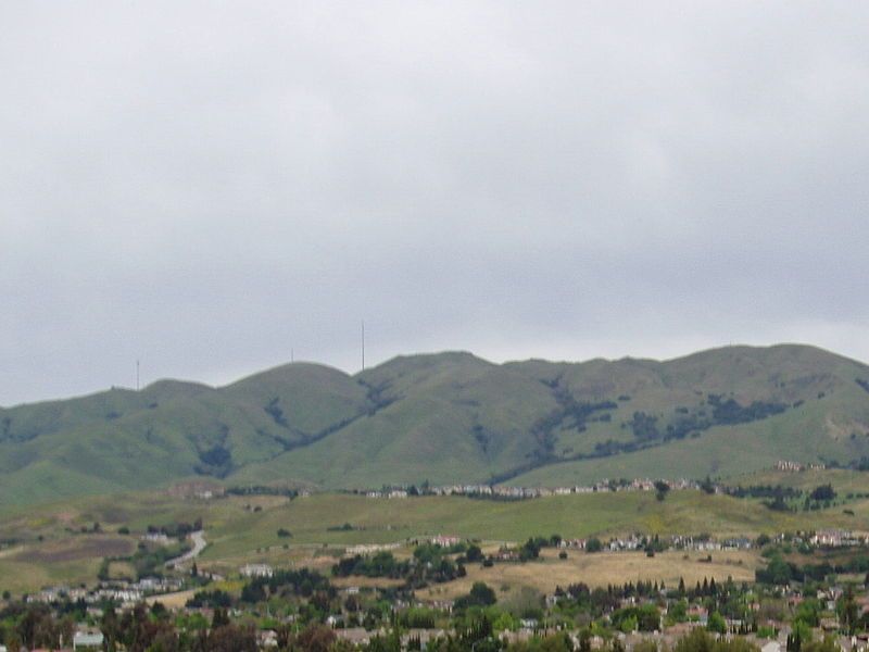 File:Milpitas mtns1.JPG