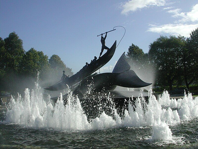 File:Sandefjord valfångstmonumentet.JPG