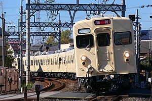 Tobu 8000 series 6-car formation on the Noda Line in November 2019