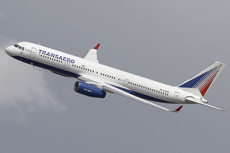 File:Transaero Tupolev Tu-214.jpg