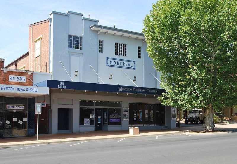 File:TumutMontrealTheatre.JPG