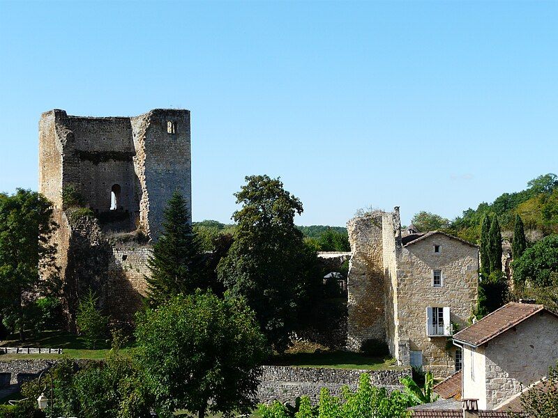 File:Cause-de-Clérans château.JPG