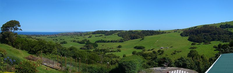 File:E940P-Gerringong-Rose-Valley.jpg