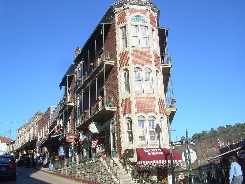 File:Eureka Springs.jpg