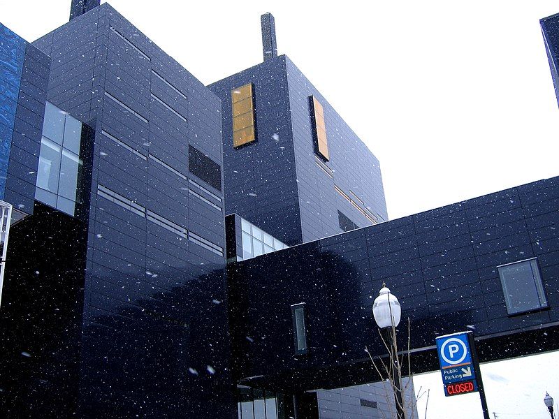 File:Guthrie-snow-2005.jpg