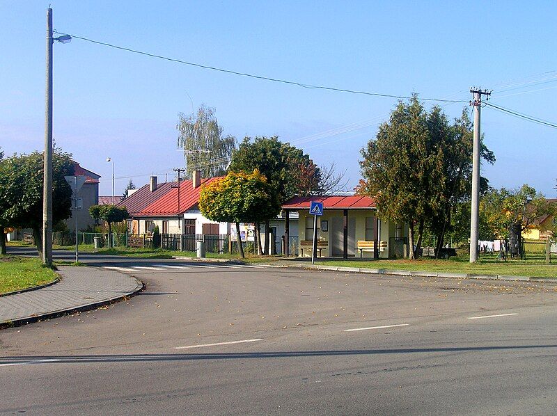 File:Hněvkovice, Common 2.jpg