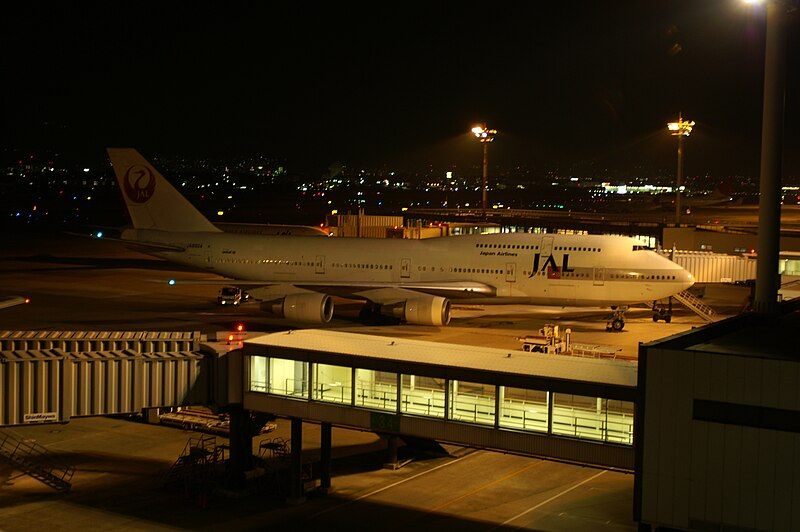 File:JA8904 Boeing 747-446D.jpg