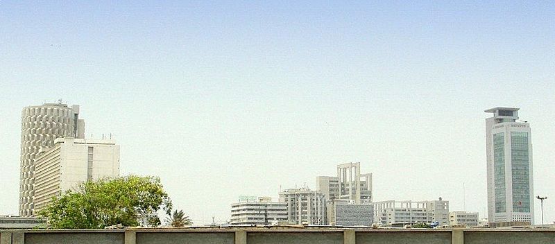 File:Karachi Chundrigar skyline.jpg