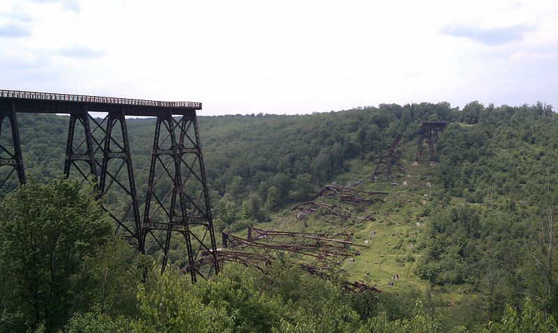 File:Kinzua Bridge, collapsed.jpg