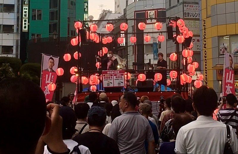 File:KusuoOshima-JapaneseSignLanguageInterpreter-Ikebukuro-2022-07-02.jpg