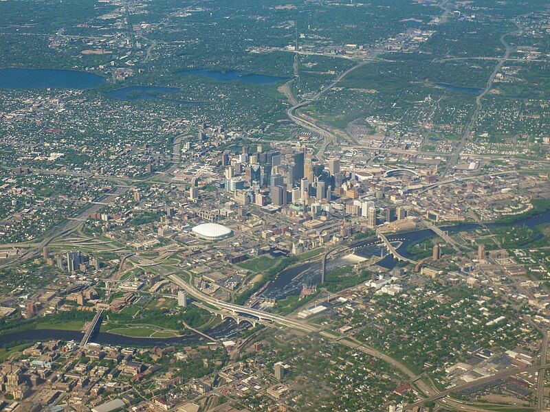 File:Minneapolis 05042012.jpg