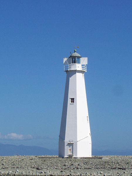 File:Nelson Lighthouse 002.jpg