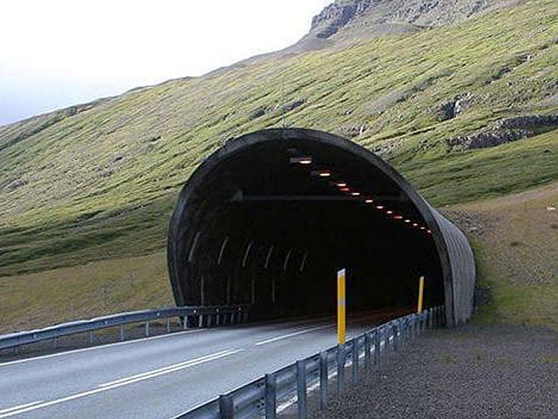 File:Norðfjarðargöng.jpg