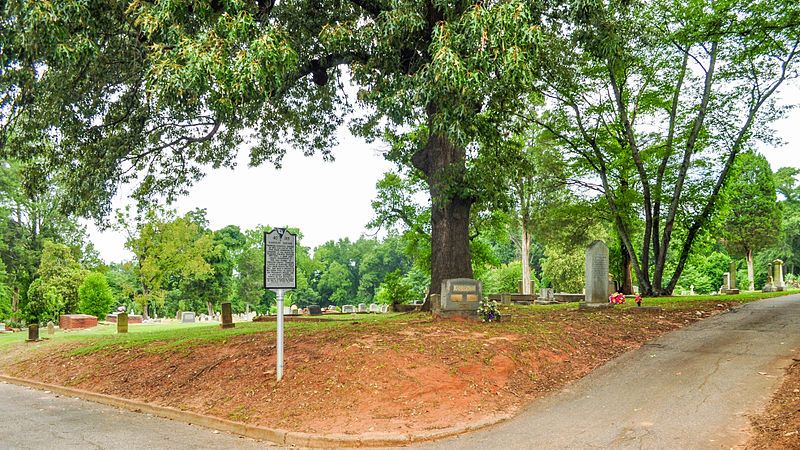 File:Randolph Cemetery-01.jpg