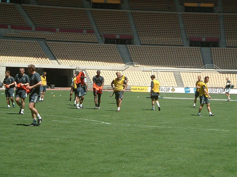 File:TrainingSeville.jpg