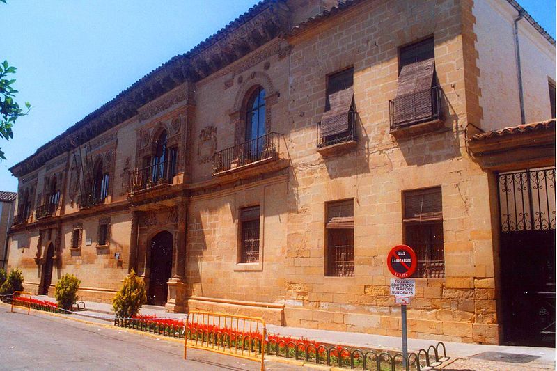 File:Ayuntamiento di Baeza.jpg