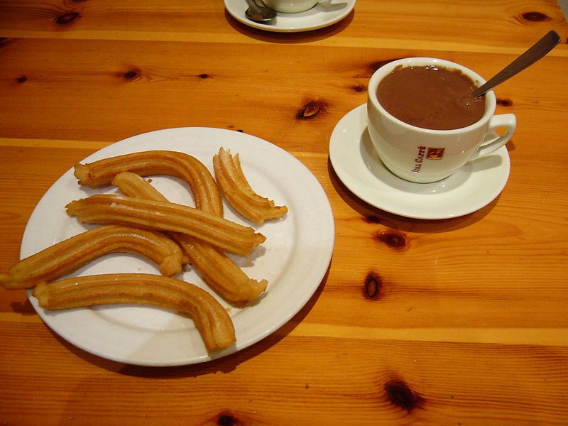 File:Chocolate with churros.jpg