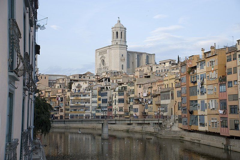 File:Girona.onyar.catedral2.jpg