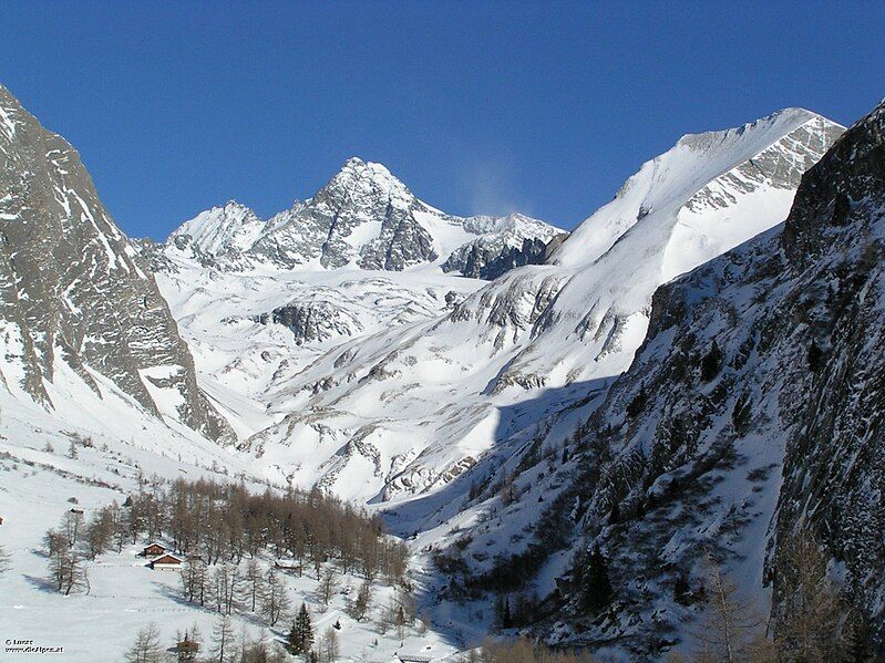 File:Großglockner from South.jpg