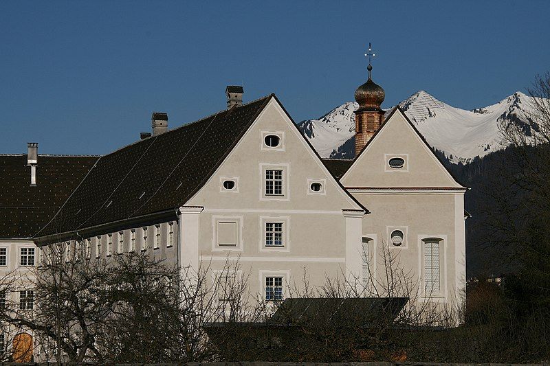 File:KlosterStPeter1.jpg