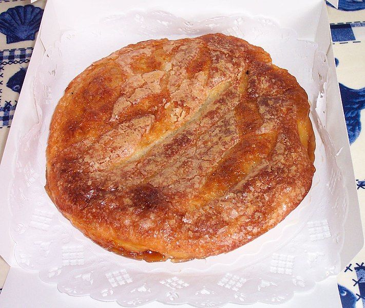 File:Kouignamann.JPG