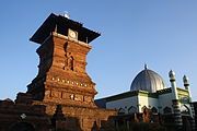 The Menara Kudus Mosque employs a Hindu-Buddhist temple-like structure as a minaret[302]