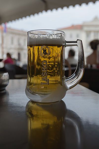 File:Pivo Laško icecold.jpg