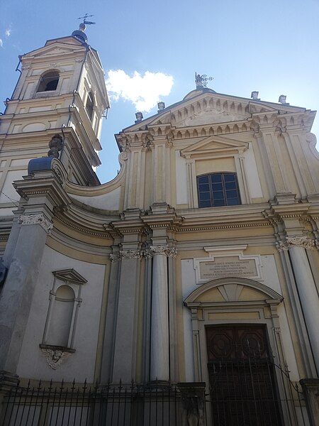 File:Santa Margherita, Chieri.jpg