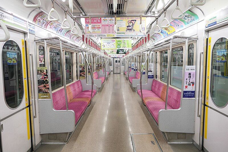 File:Sendai-Subway Series1000-1306 Inside.jpg