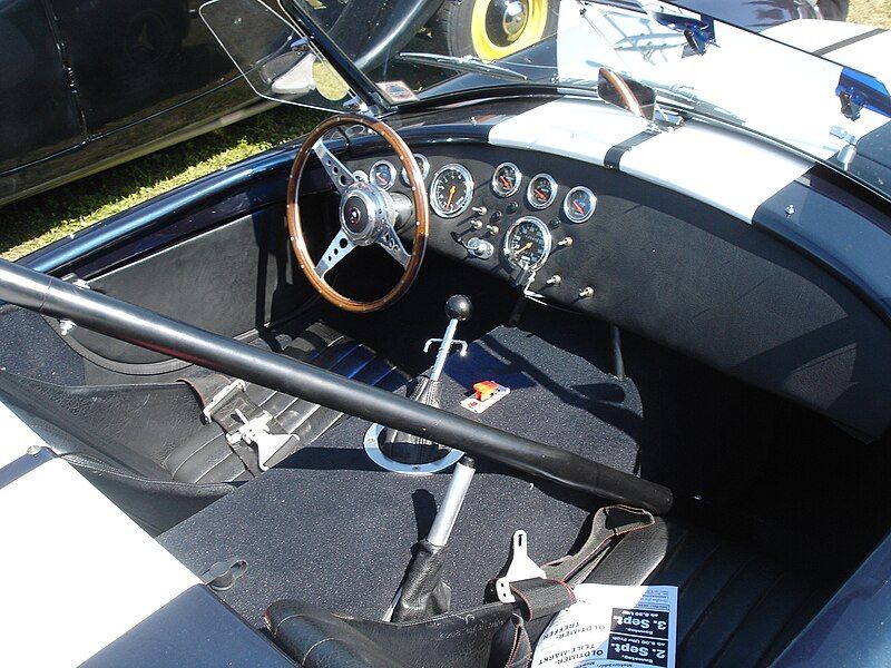 File:Shelby Cobra inside.jpg