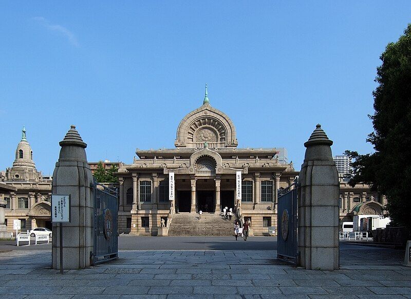 File:Tsukiji Honganji 2009.jpg