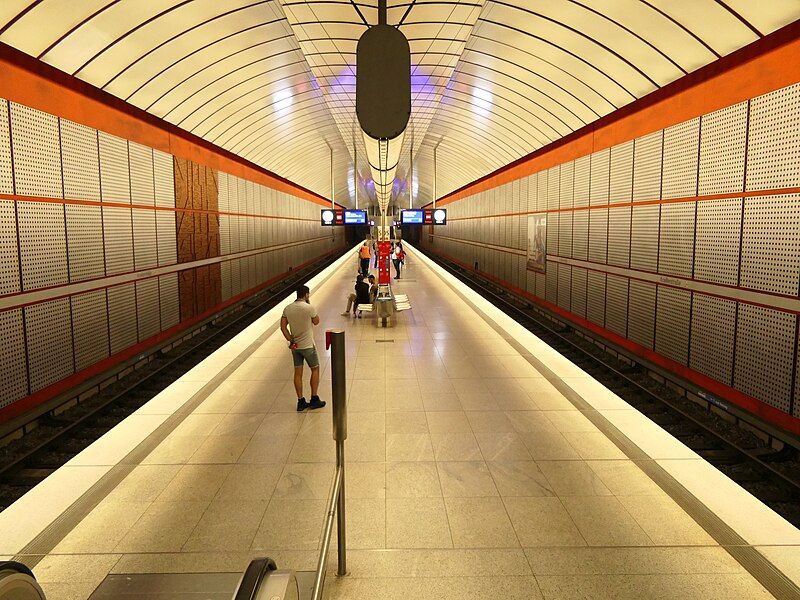 File:U-Bahnhof Kreillerstraße7.jpg