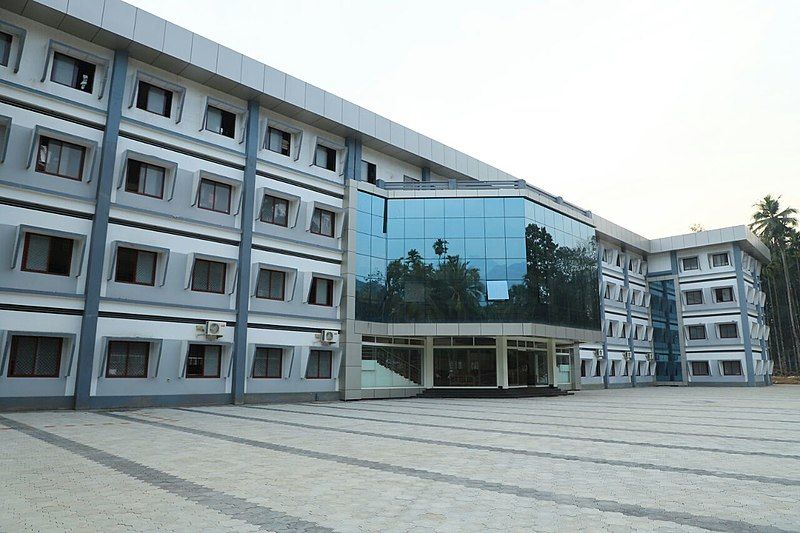 File:Wafy PG campus.jpg