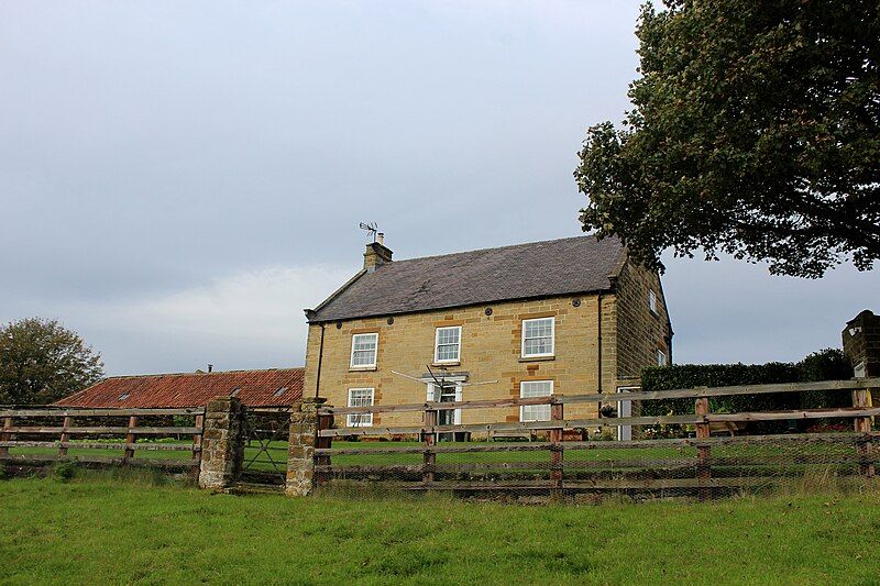 File:West Acre Lodge.jpg