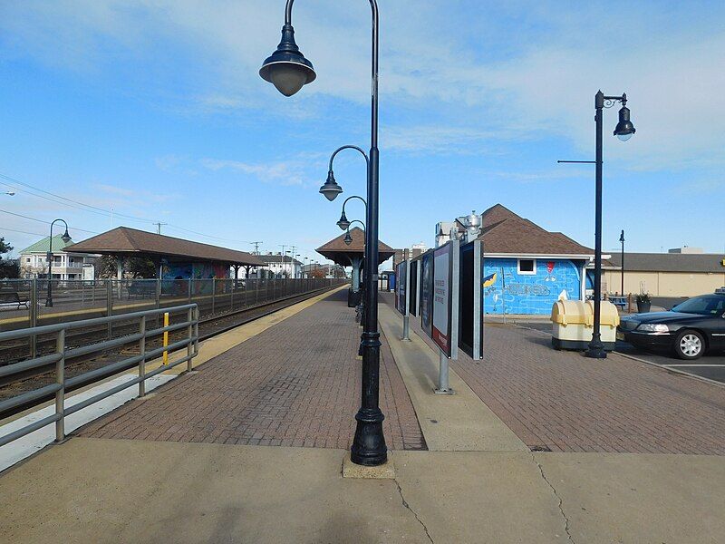 File:Belmar station.jpg