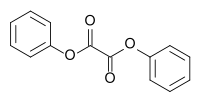 Skeletal formula of diphenyl oxalate