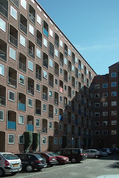 File:Dronningegården - facade.jpg