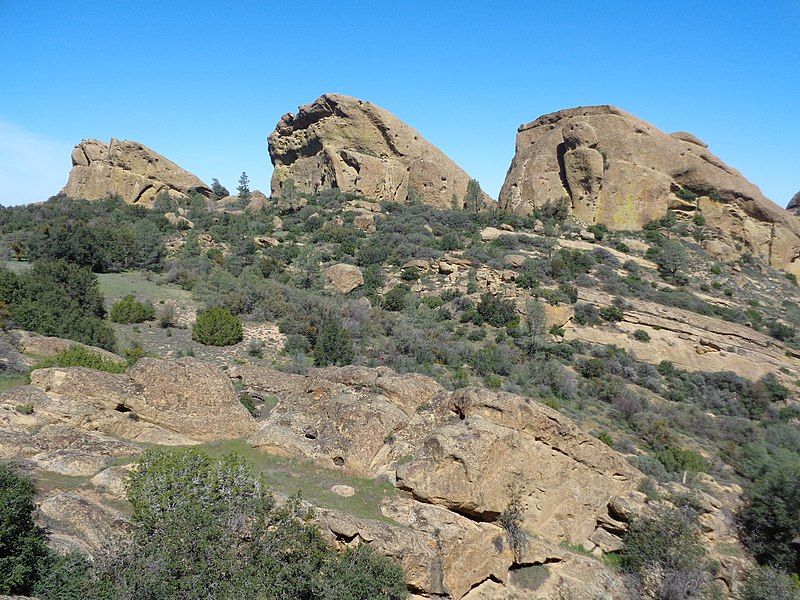 File:Joaquin Rocks.jpg