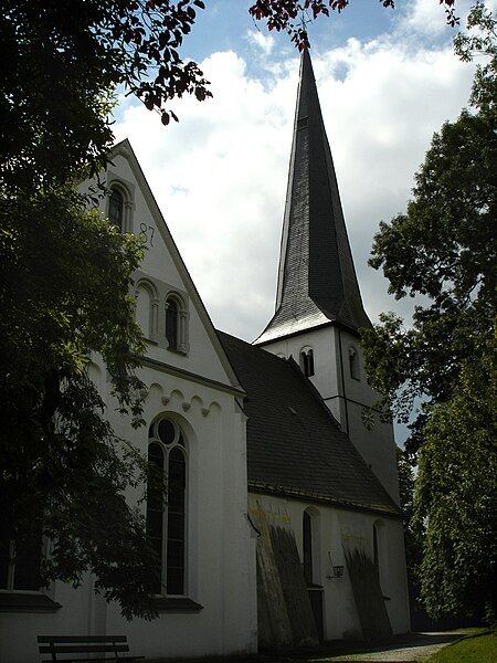 File:Kreuztal Ferndorfkirche.jpg