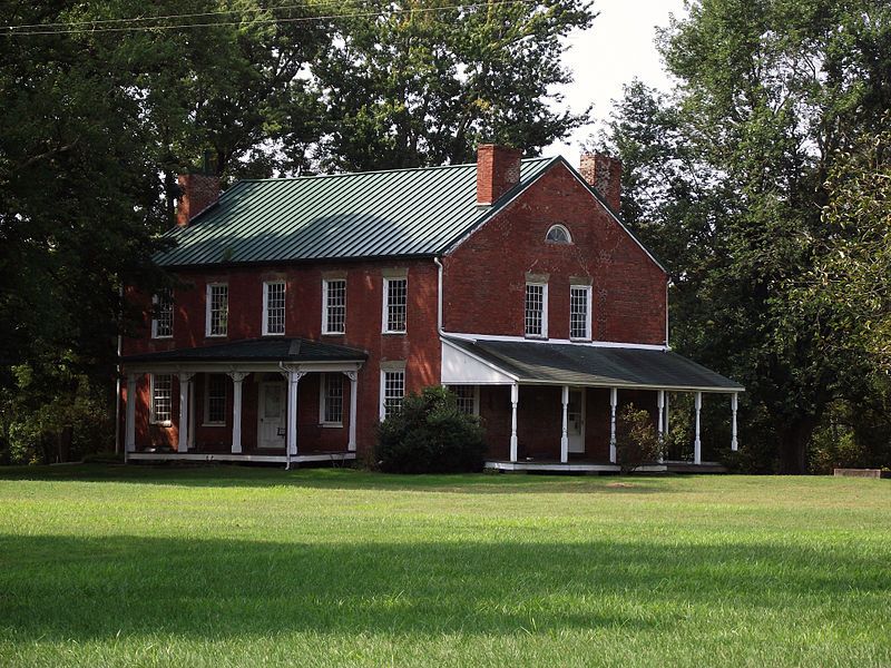 File:Lewis-Capehart-Roseberry House.jpg