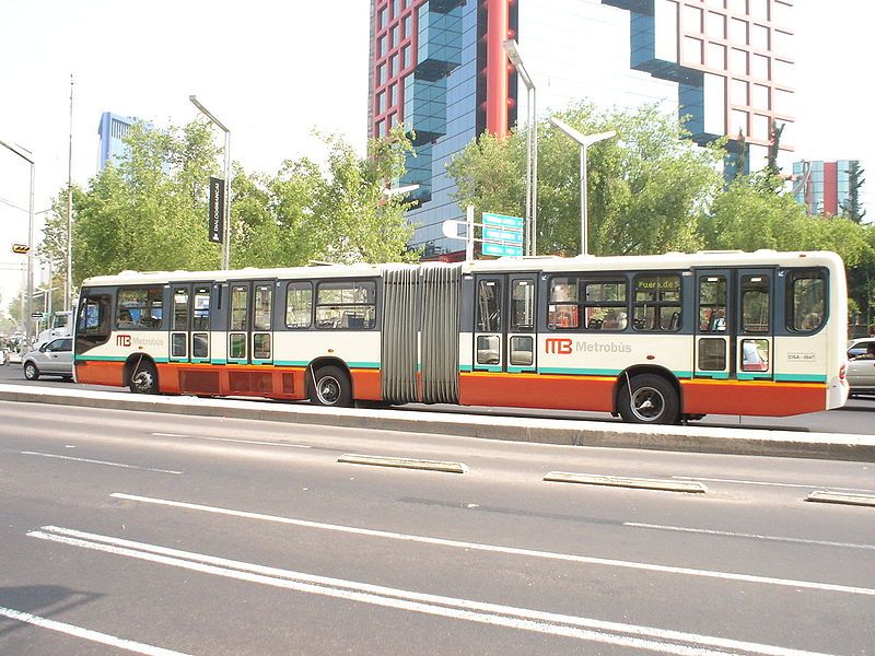 File:METROBUS EN SERVICIO.jpg