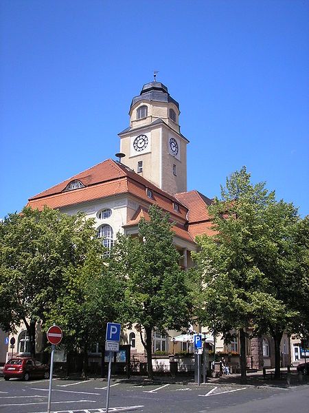 File:Rathaus Artern.JPG