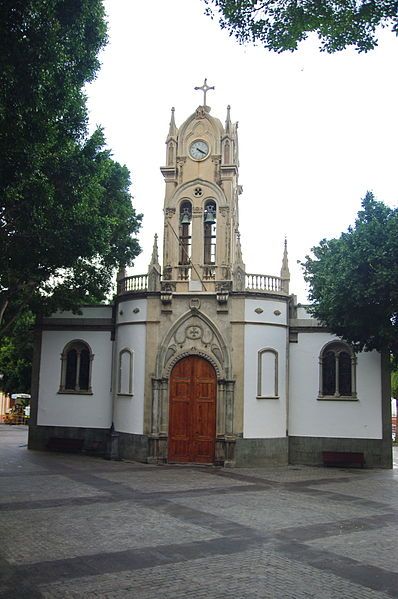 File:SP-teneriffa-guia-de-isora-kirche.jpg